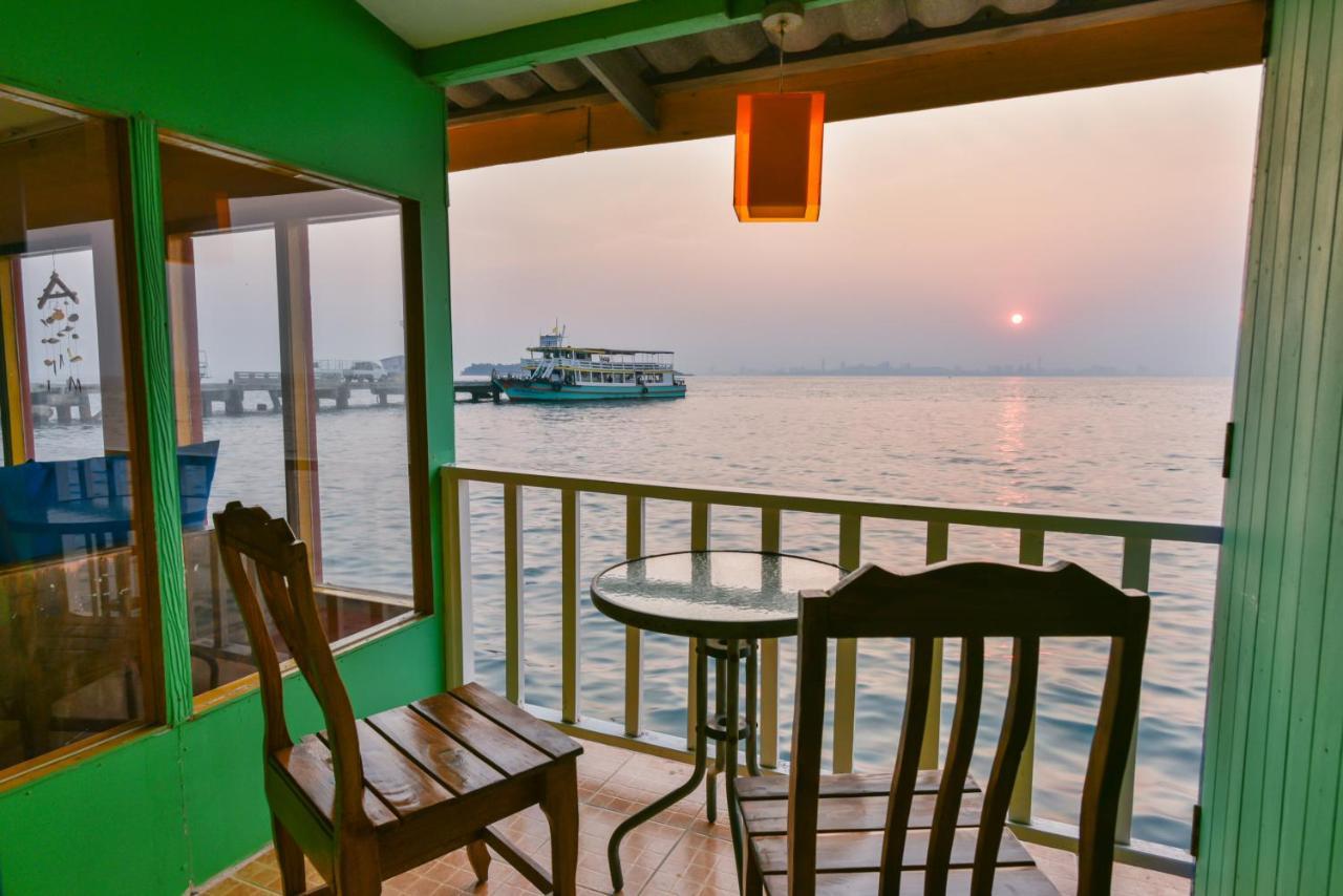 Lareena Resort Koh Larn Pattaya Exteriör bild