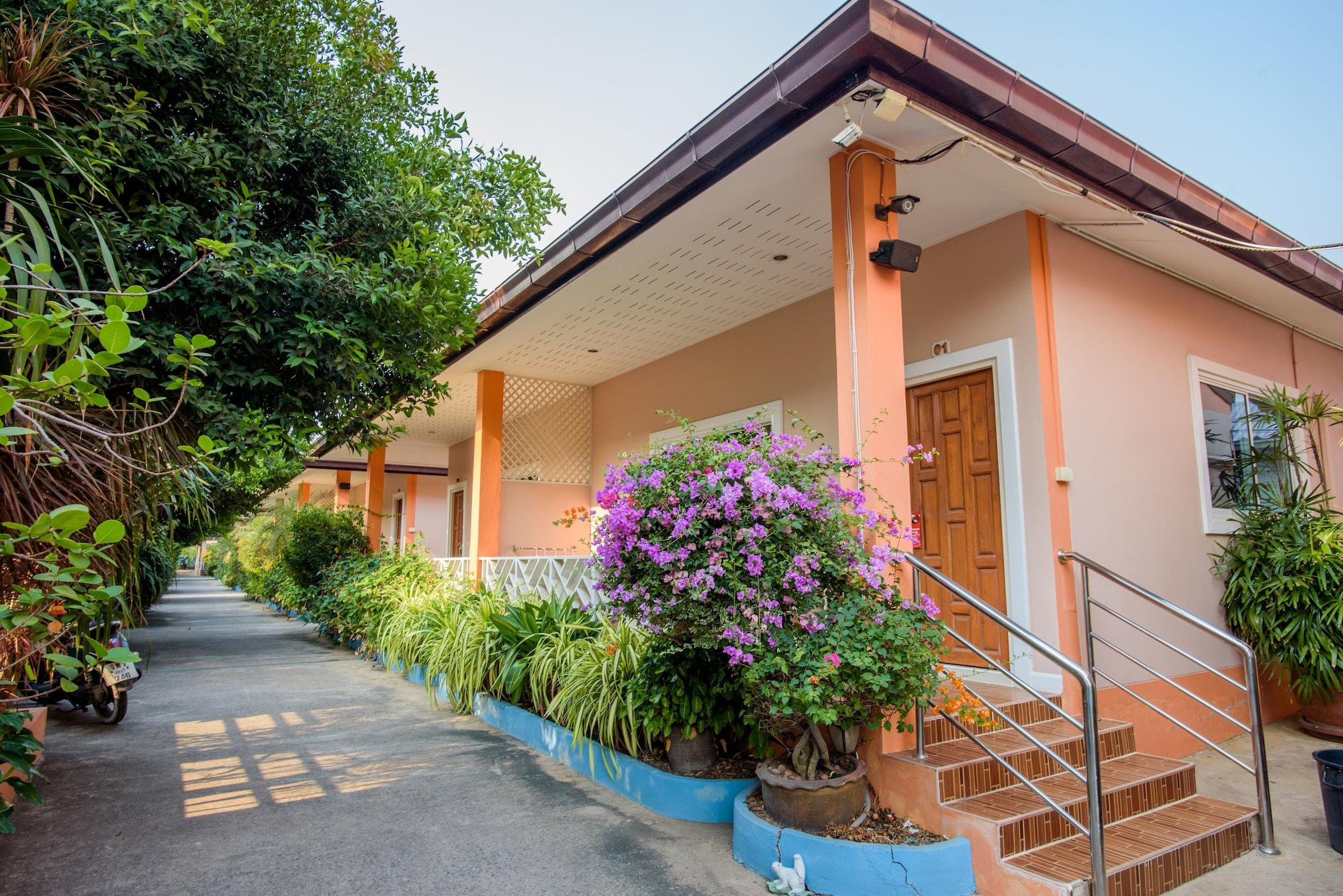 Lareena Resort Koh Larn Pattaya Exteriör bild