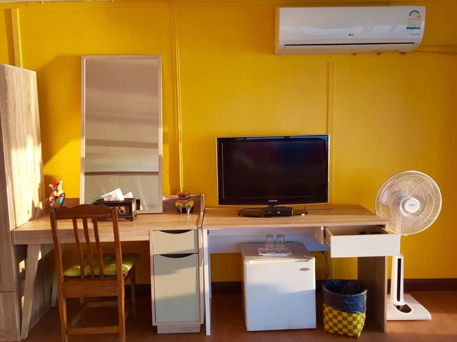 Lareena Resort Koh Larn Pattaya Exteriör bild
