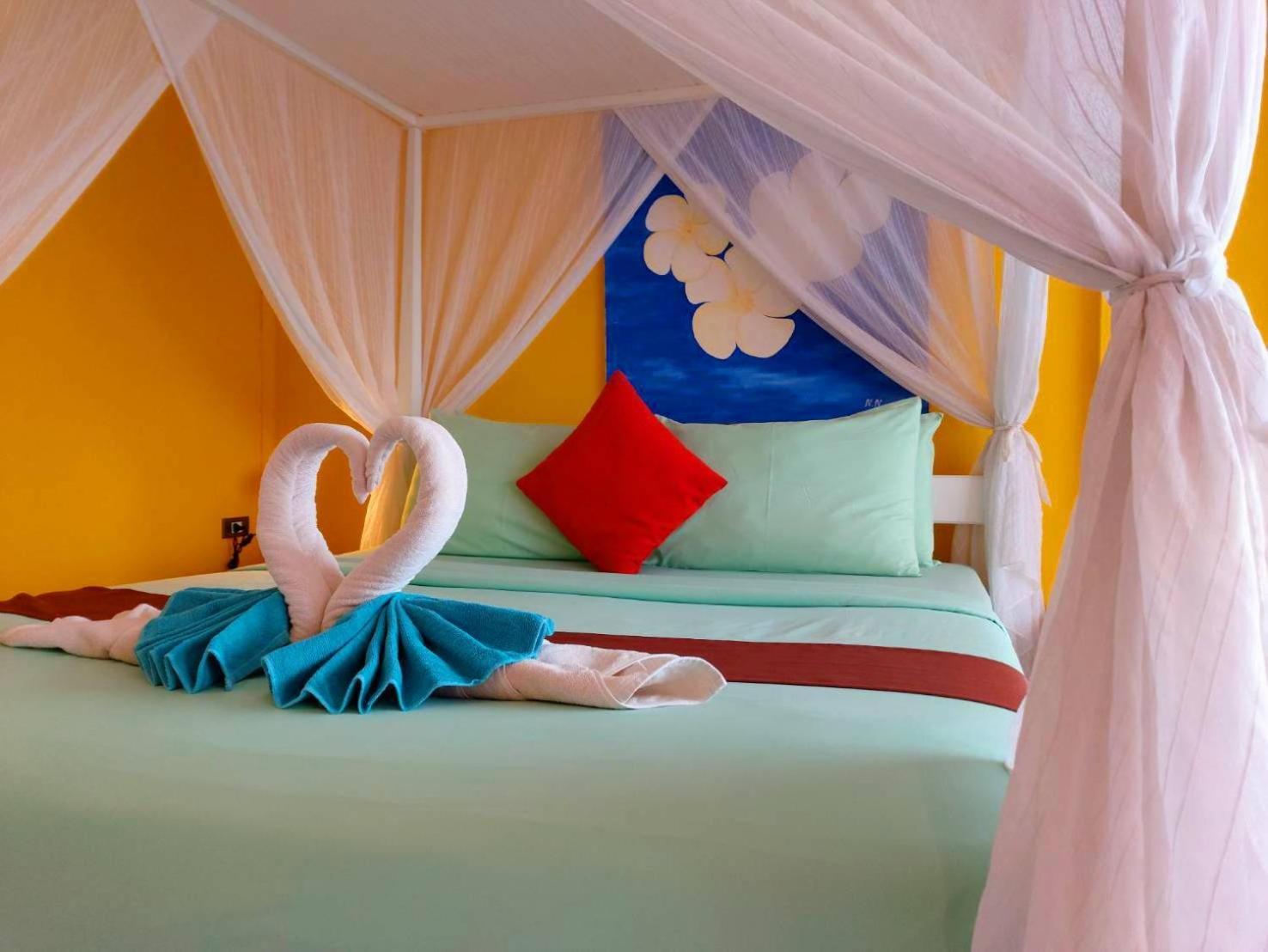Lareena Resort Koh Larn Pattaya Exteriör bild