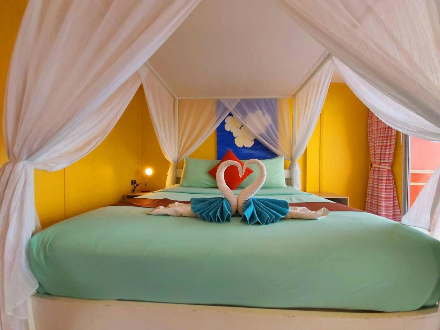 Lareena Resort Koh Larn Pattaya Exteriör bild